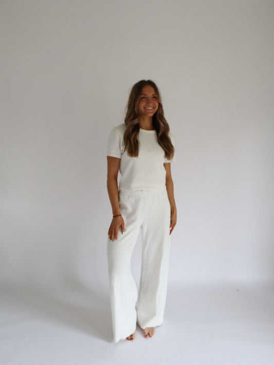 Off Duty Lounge Set - White